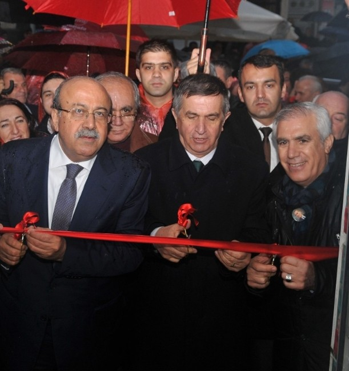 Mustafa Bozbey\'den Fethiye\'ye Seçim Bürosu