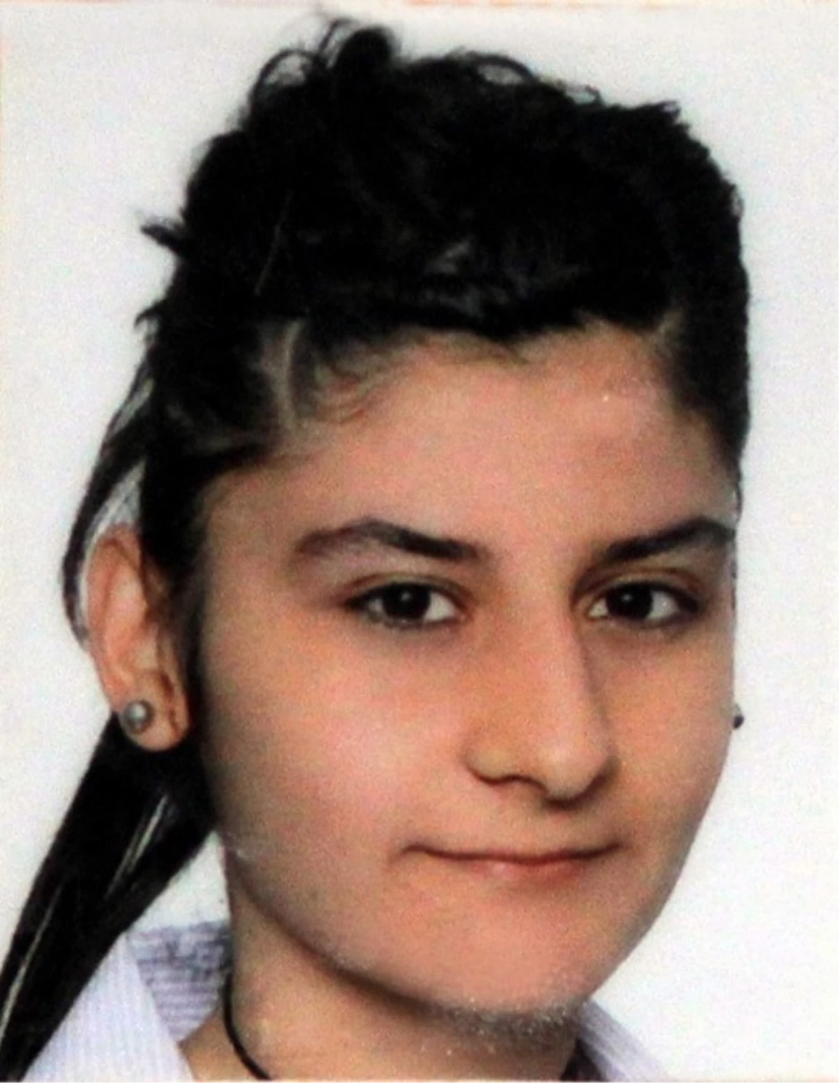 Otobüste Fenalaşan Genç Kız Hayatını Kaybetti