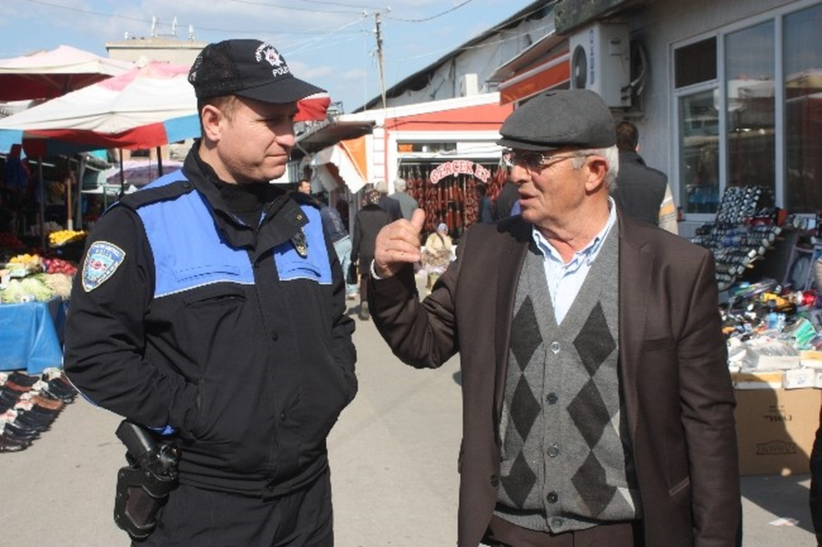 Pazaryerinin Güvenliği Polislerde