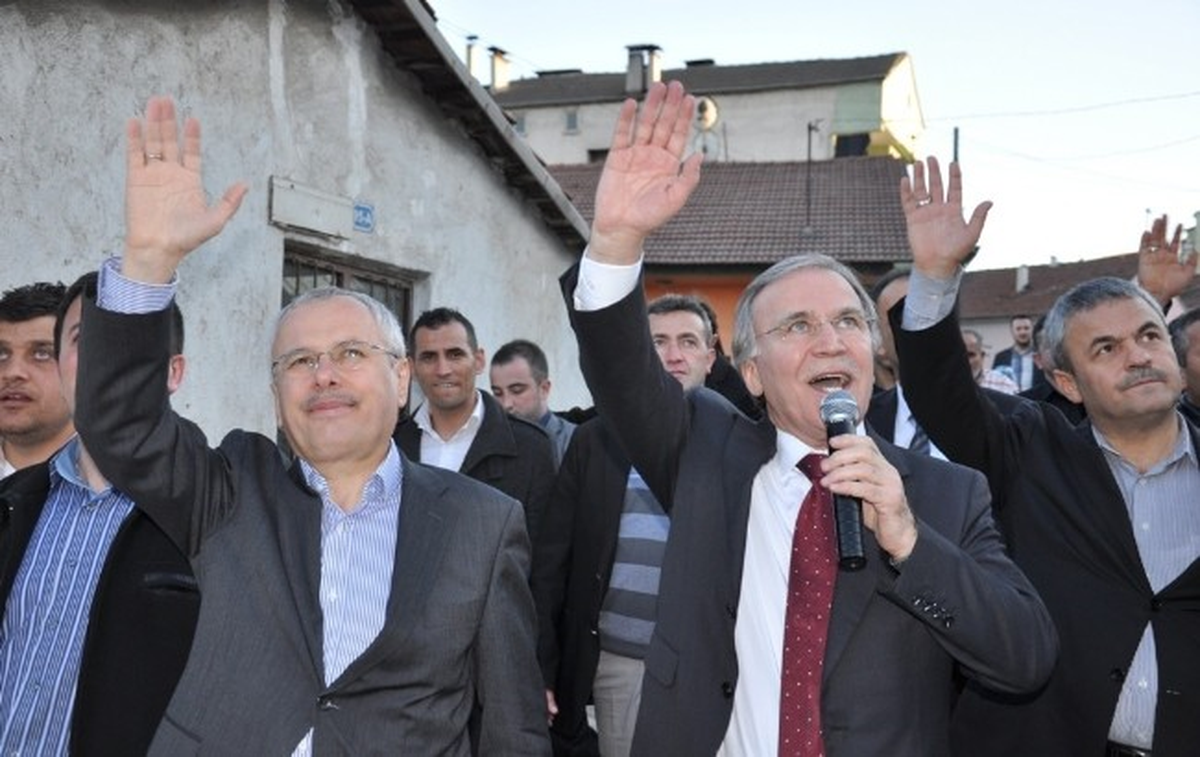 Şahin\'den Seçim Gezisi