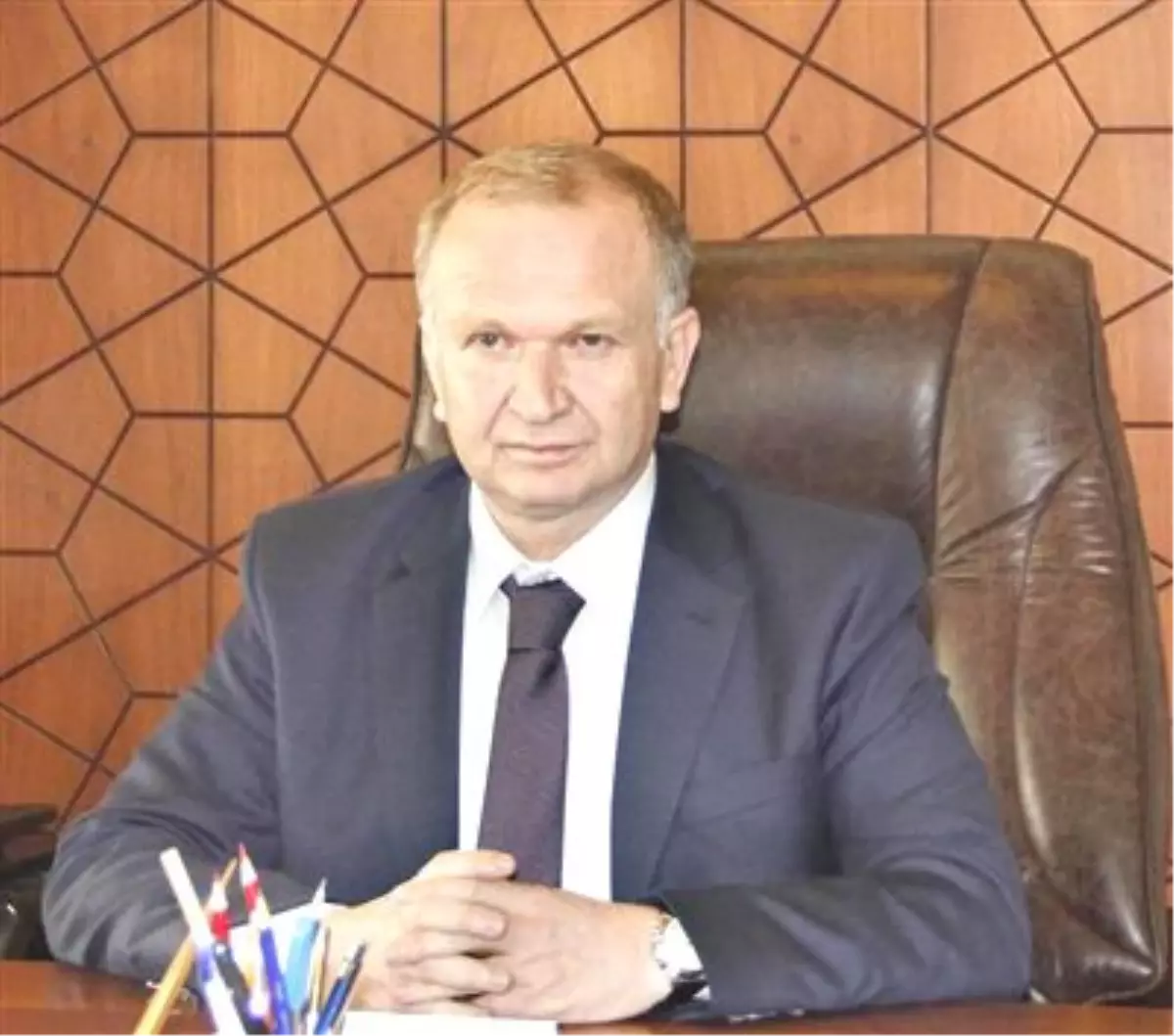 Şehit Aileleri Vali Ceylan'ı Ziyaret Etti