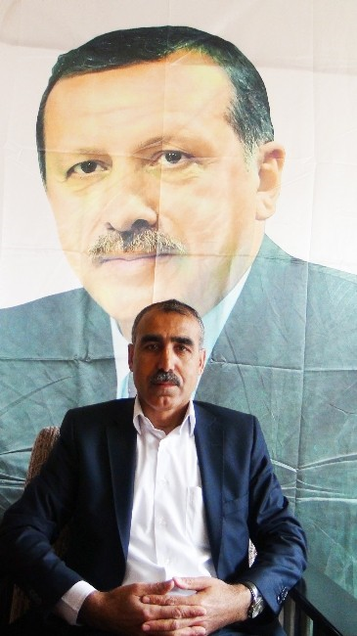 Silvan\'da Siyasi Partilerden Poster Yakılmasıyla İlgili Açıklama