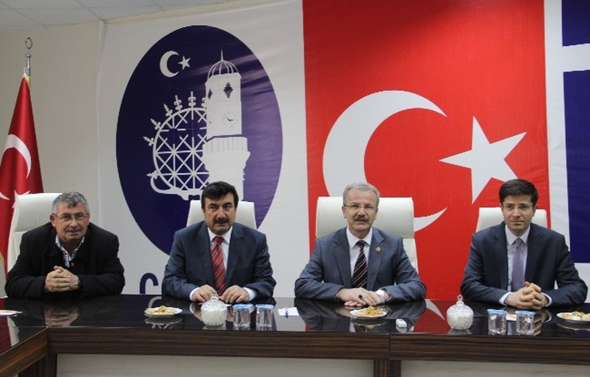 SP\'li Cıdık\'tan Çorum Ticaret Borsası\'na Ziyaret