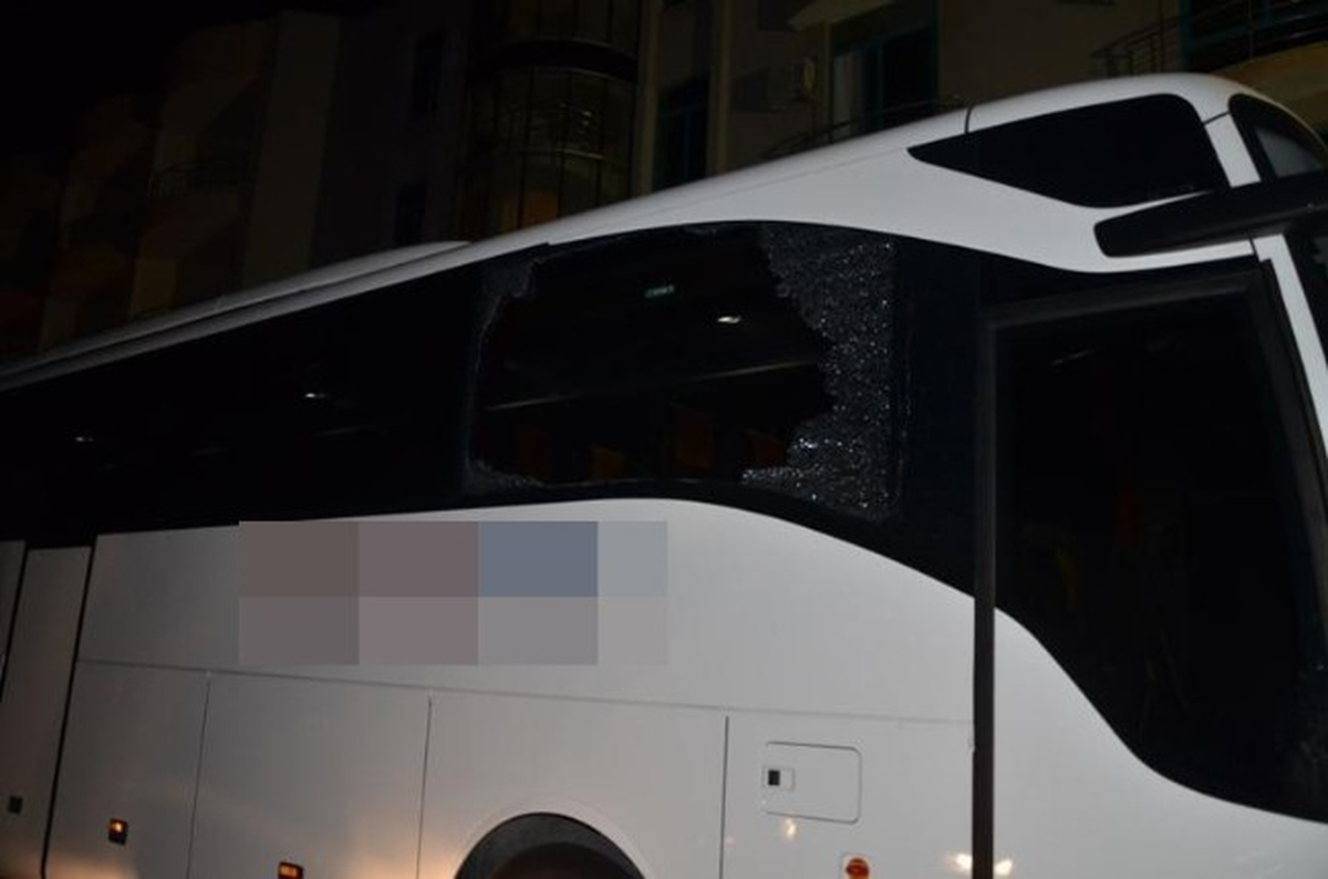 Tekden Denizlispora Saldırı