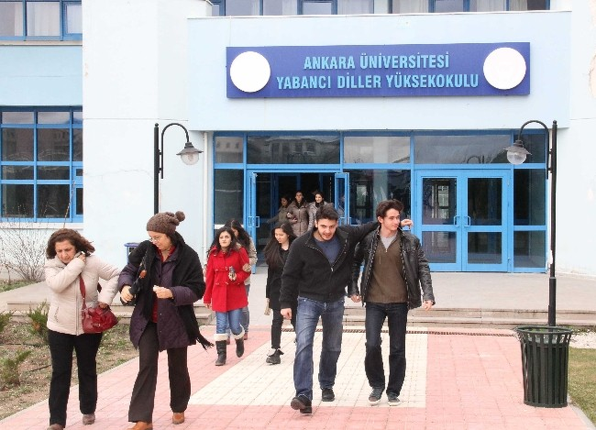 Üniversite Gençliğinin Evini "Eşya Bankası" Düzecek