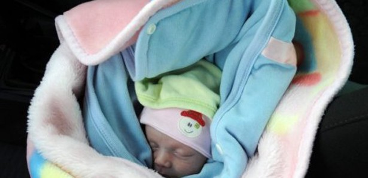 Şanlıurfa\'da Yeni Doğmuş Bebek Sokağa Atılmış Halde Bulundu