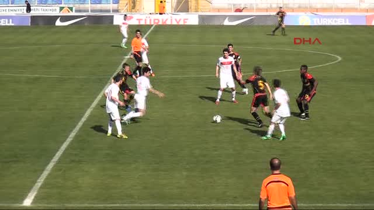 15 Futbol Takımı Özel Maçta Belçika\'ya Yenildi