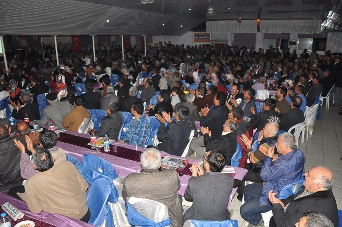 Bakan Çavuşoğlu: Gazipaşa Belediyesi 70 Sente Muhtaç