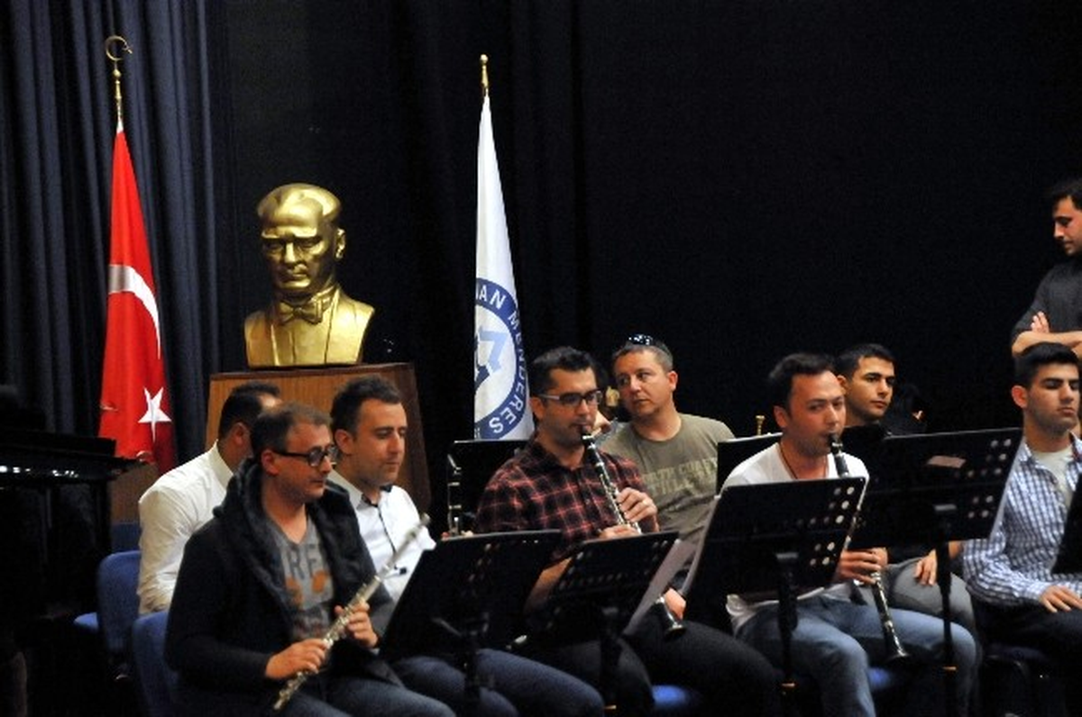 Adü Gençlik Korosu İlk Konserini Veriyor?