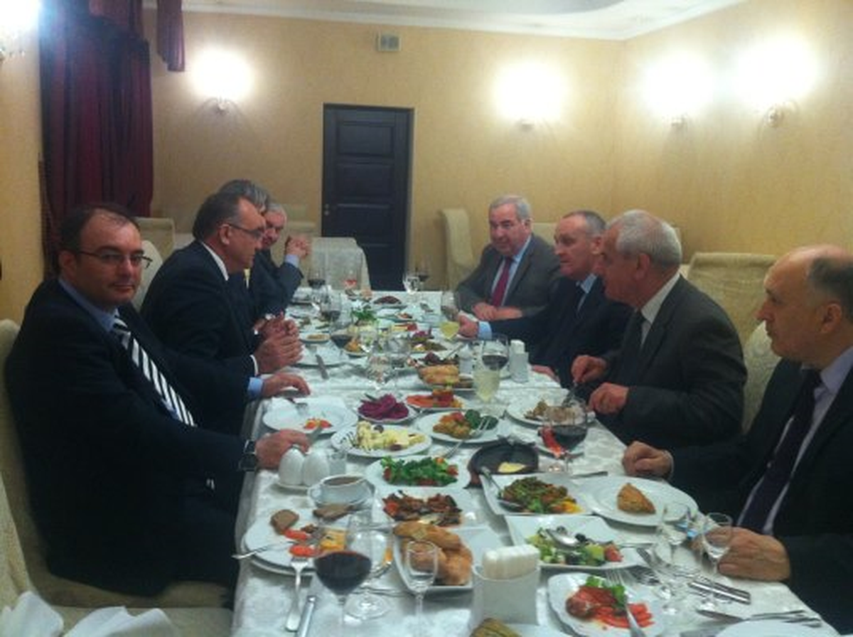 Ağrı ASKF\'den Aydın Kasar\'a Anlamlı Vefa