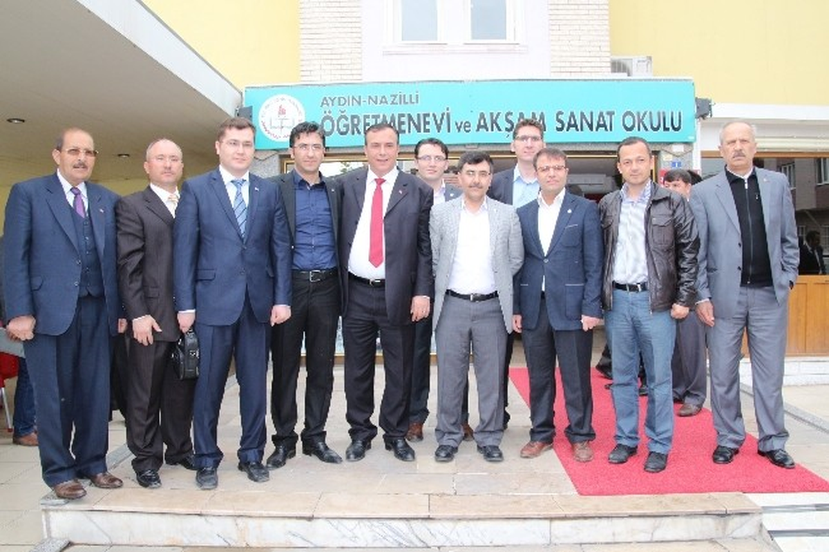 Ak Partili Savaş ve Acar, Memurlardan Destek İstedi