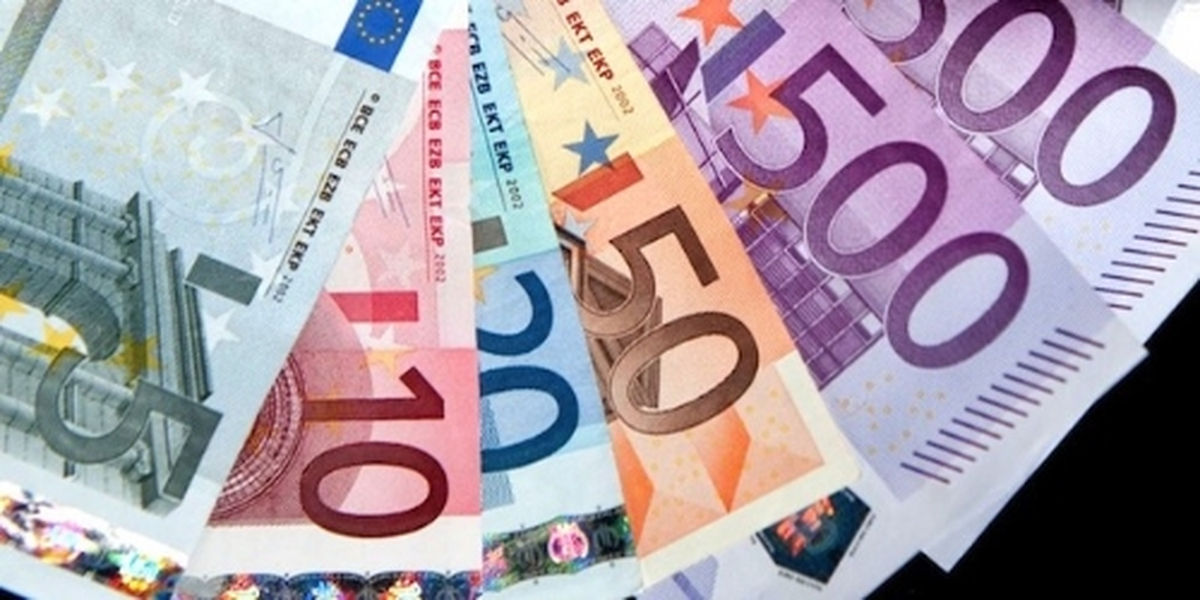 Ayb\'den 100 Milyon Avroluk Kredi