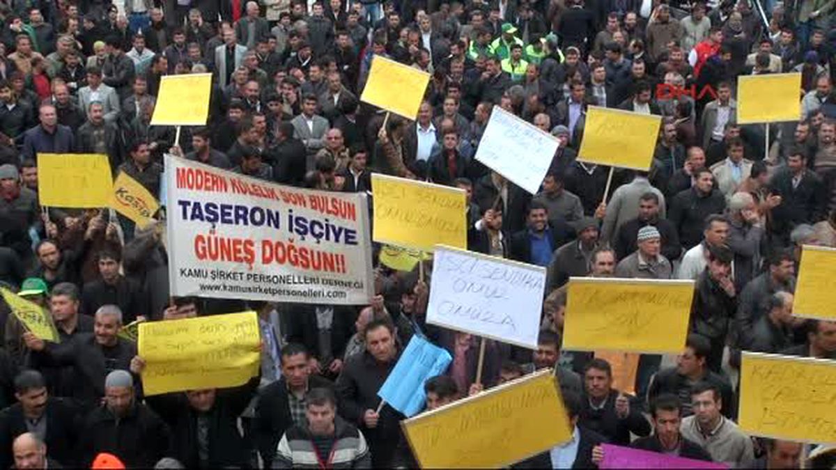 Bakan Çelik: 17 Aralık Nedeniyle Taşeron İşçiler Yasası Yetişmedi