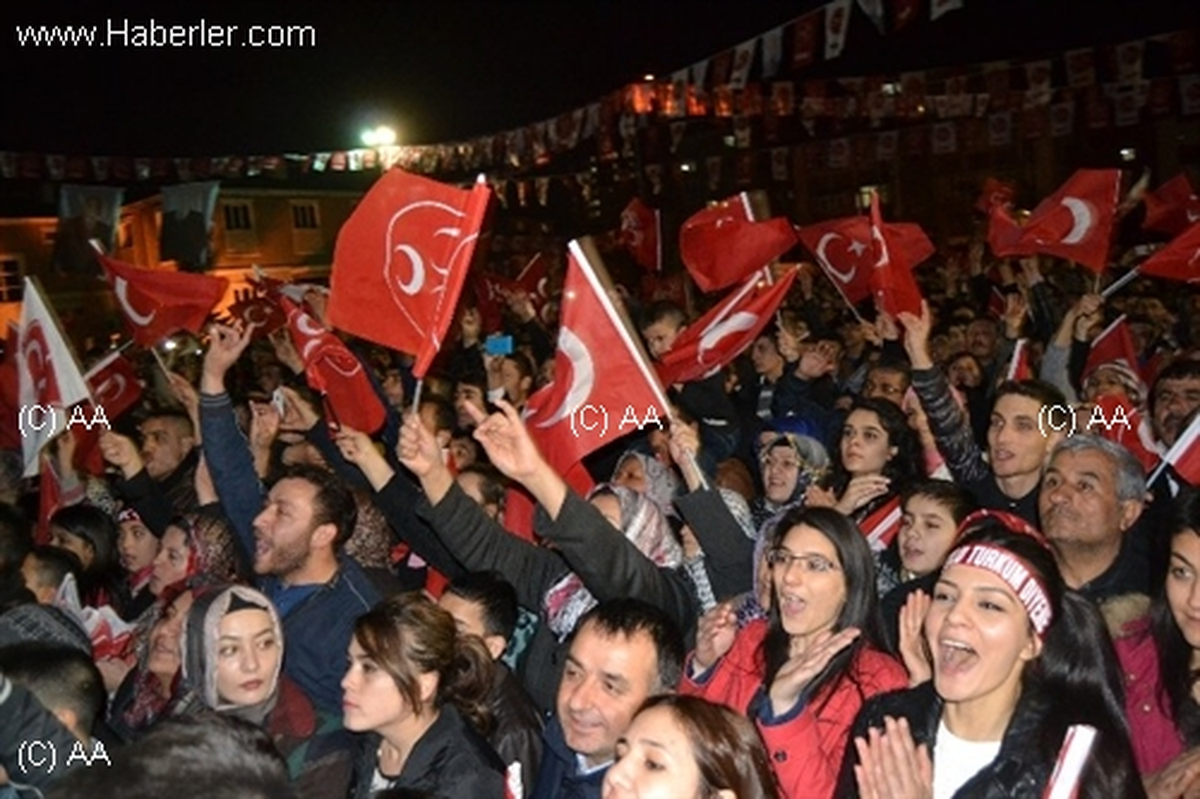 Bahçeli Eskişehir\'de Konuştu: İlle de MHP Diyeceğiz (3)