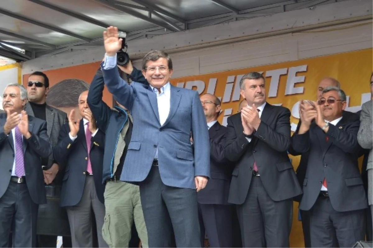 Bakan Davutoğlu Konya\'da