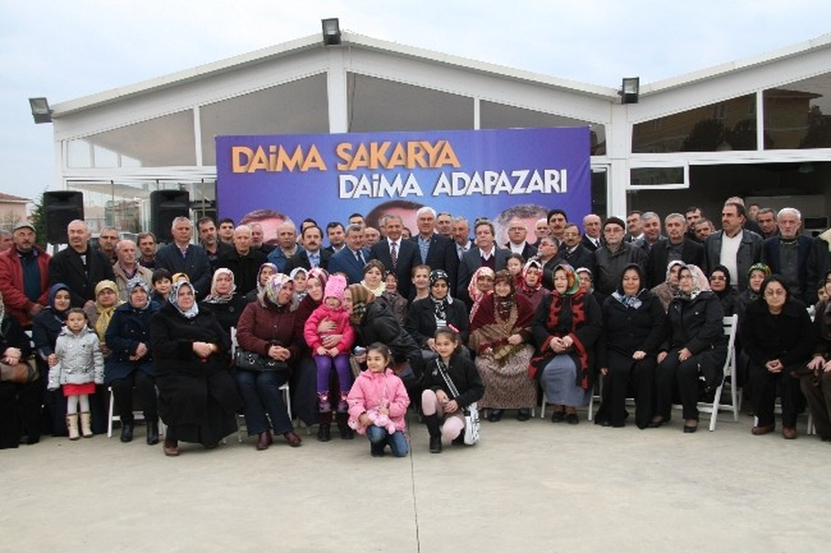 Başkan Dişli Yenikent Bölge Halkıyla Bir Araya Geldi