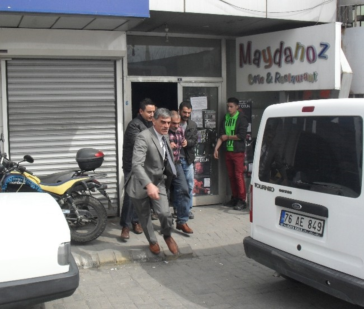 Iğdır\'da Bunalaıma Giren Kişi Kendisini Yakmak İstedi