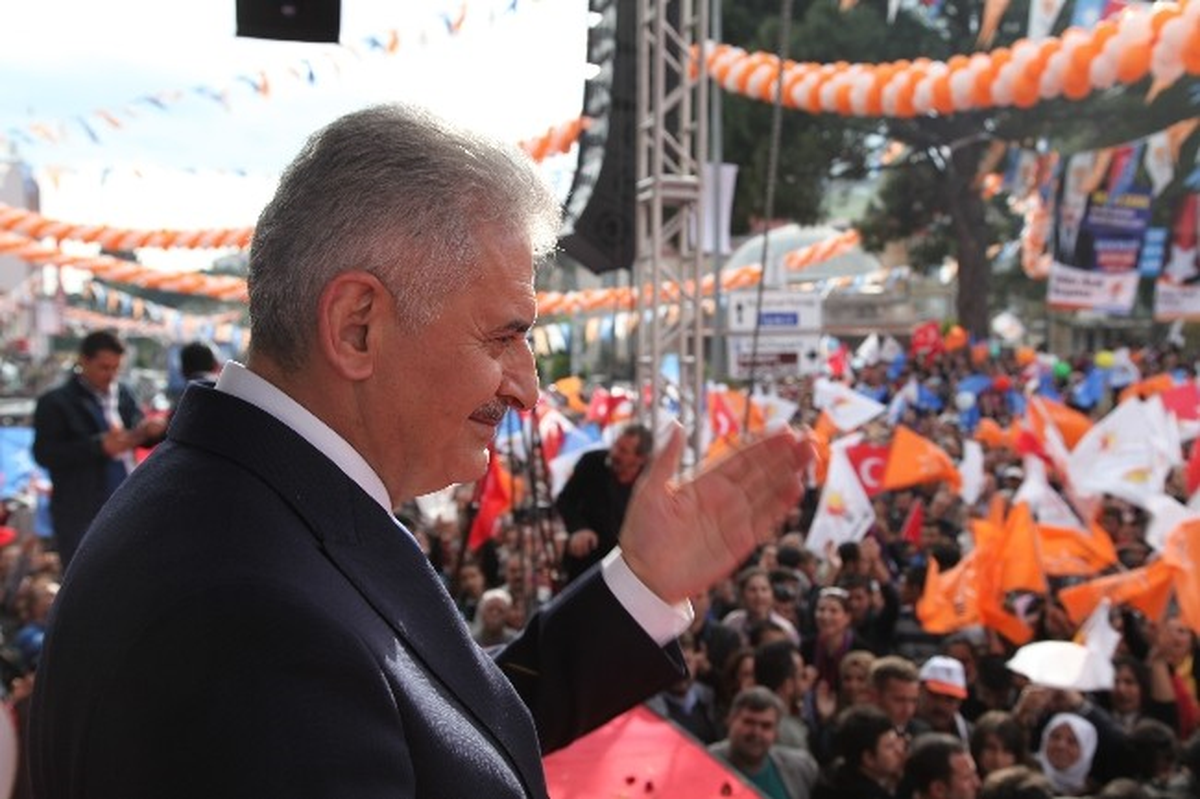 Binali Yıldırım Bergama\'dan Müjde Verdi!