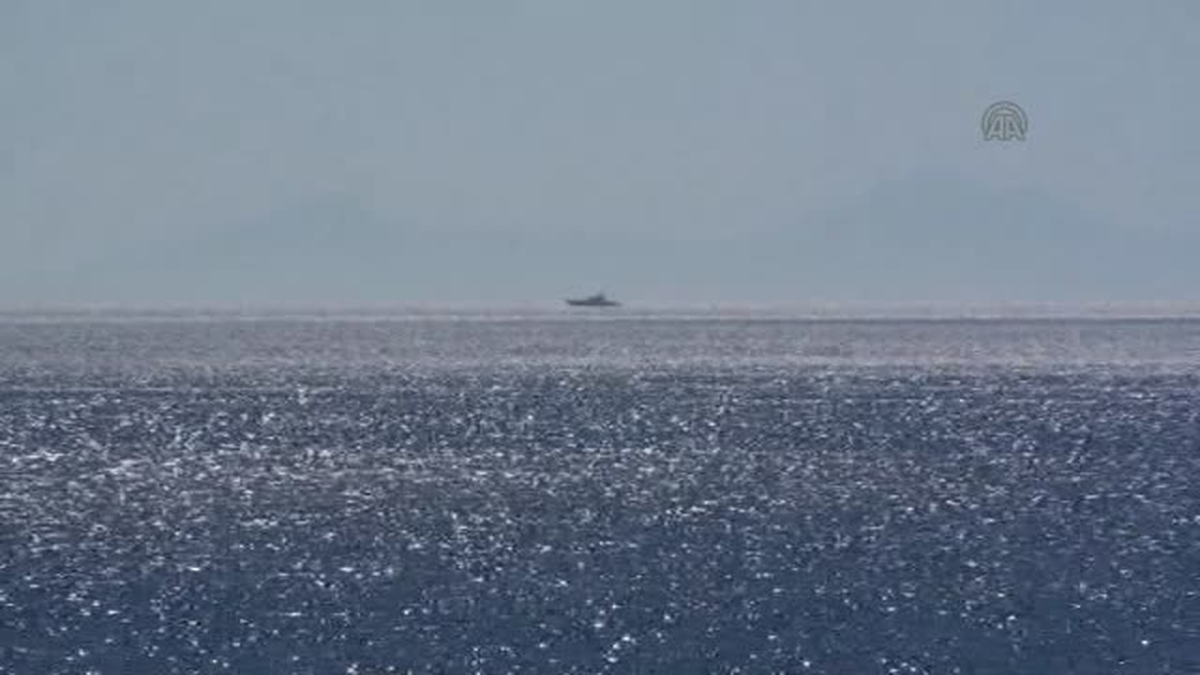 Bodrum\'da kaçakları taşıyan tekne battı -