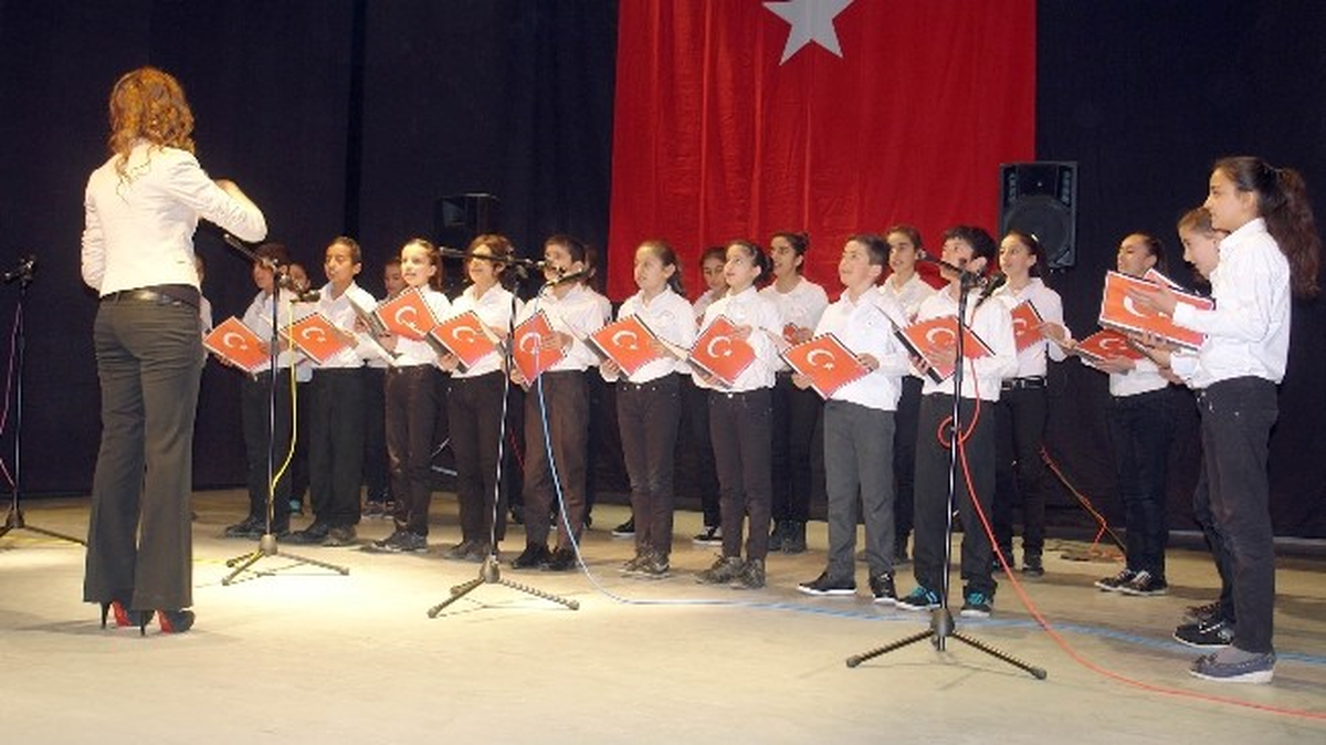 Çanakkale Şehitleri Yüksekova\'da Anıldı