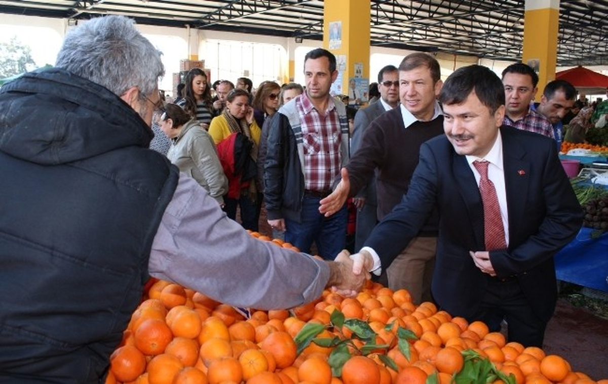 Çiğli\'de Adnan Yılmaz\'a Kral Tanju Desteği