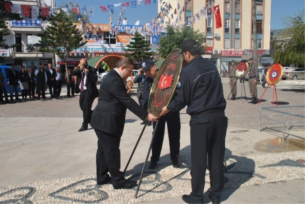 Demre\'de Çanakkale Zaferi\'nin 99\'uncu Yıldönümü Töreni
