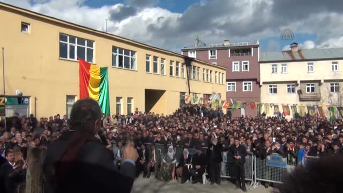 Eleşkirt\'te nevruz kutlamaları -