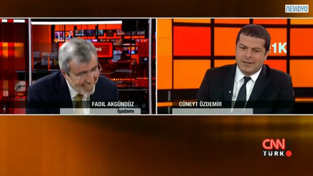 Fadıl Akgündüz\'den Cüneyt Özdemir\'i Kızdıran Teklif