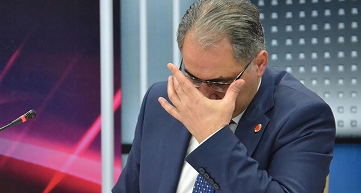 Saadet Partisi Belediye Başkan Adayı Canlı Yayında Ağladı