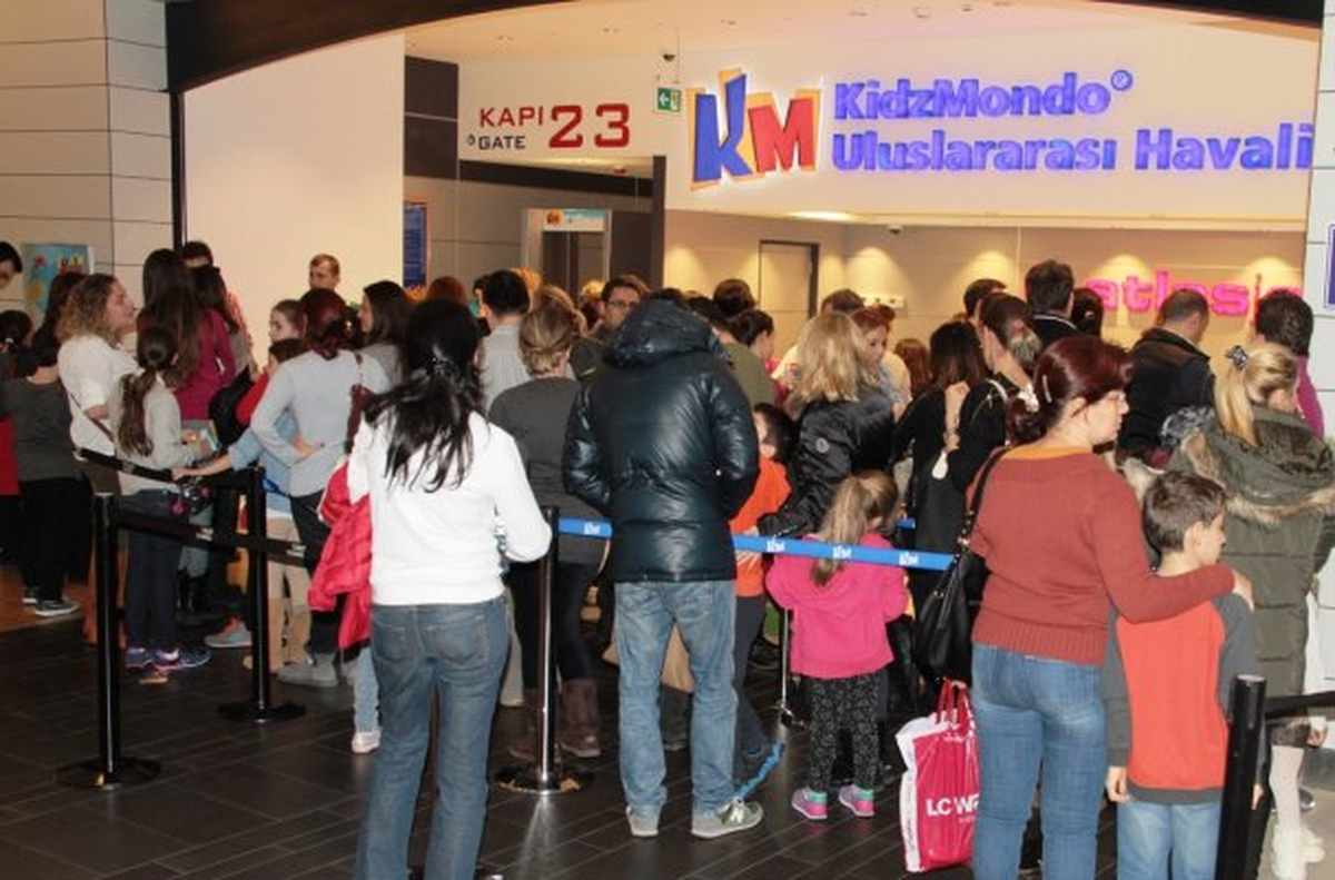 Kidzmondo Şehrine Çocuk Akını