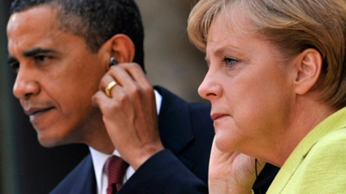 Merkel ve Obama Ukrayna\'daki Son Gelişmeleri Görüştü