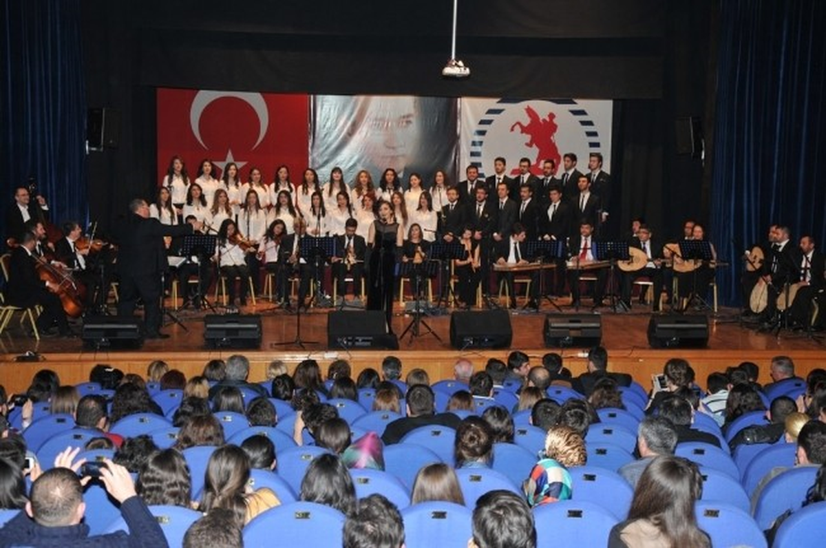 OMÜ\'de Türk Sanat Müziği Konseri Verildi