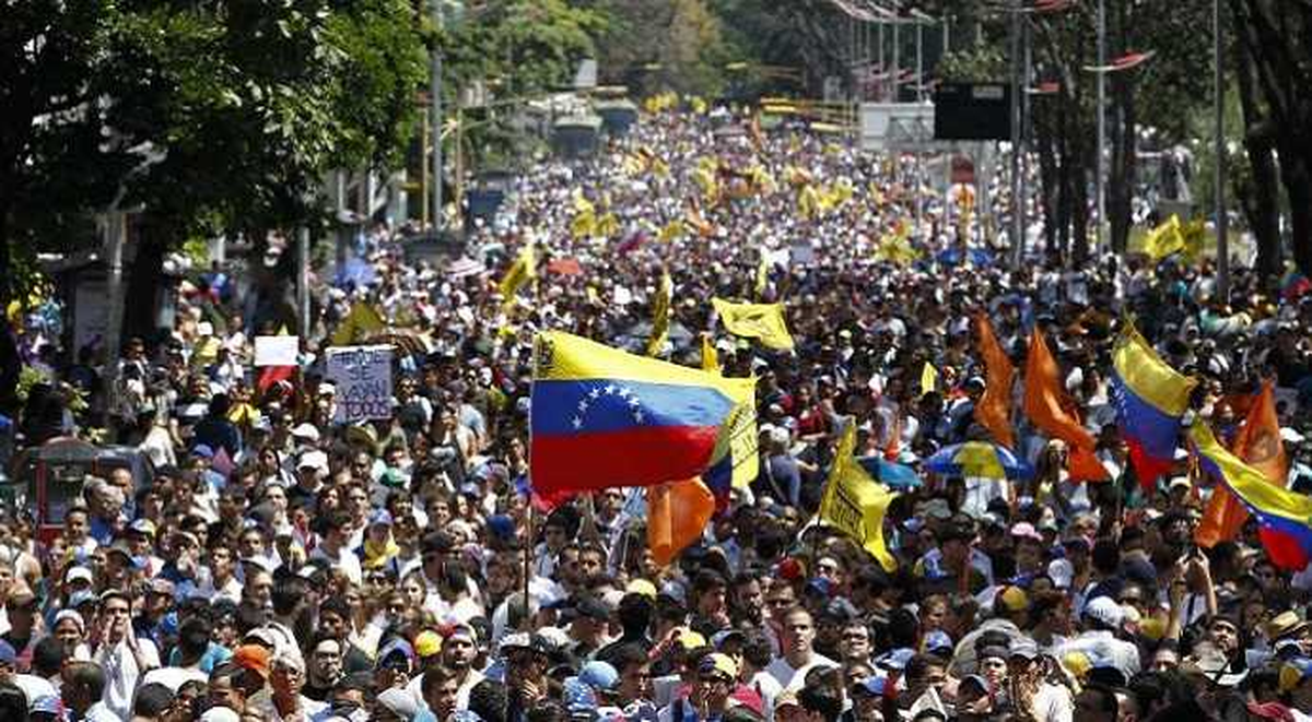 Venezuela\'da Hükümet Karşıtı Gösteriler