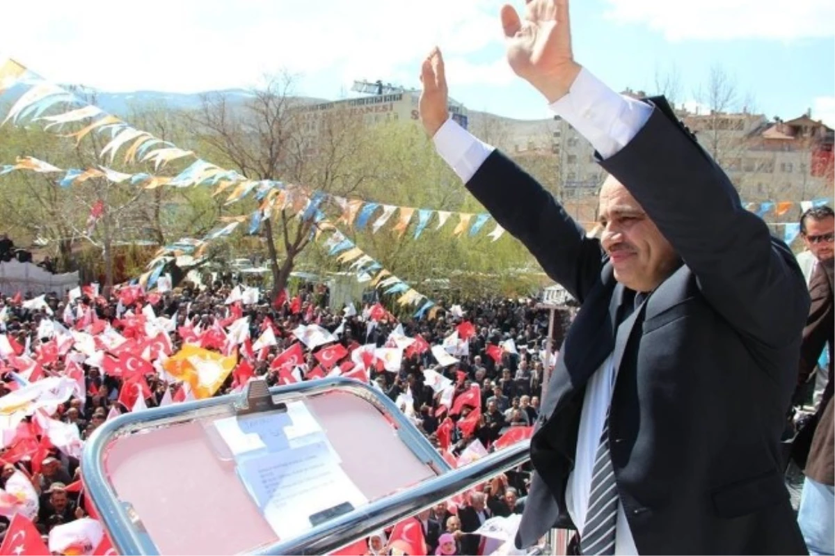 AK Parti Yahyalı\'da Miting Düzenledi