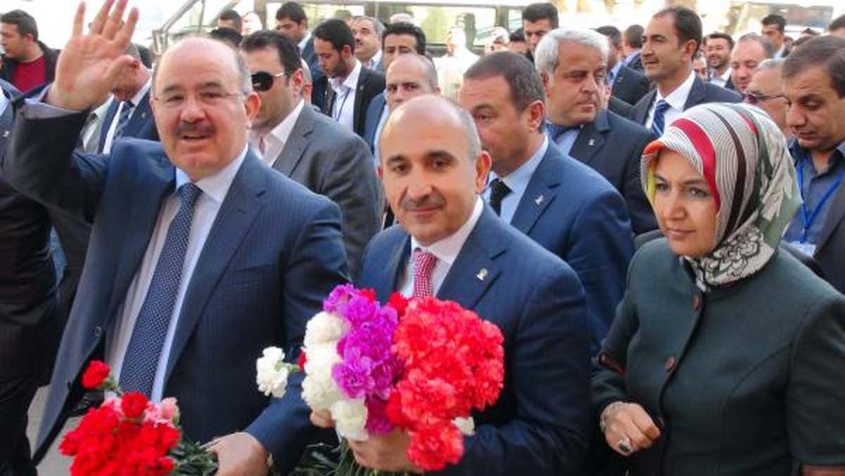 "CHP\'lilerin Elinde Hala Dersim\'in Kan İzleri Var"