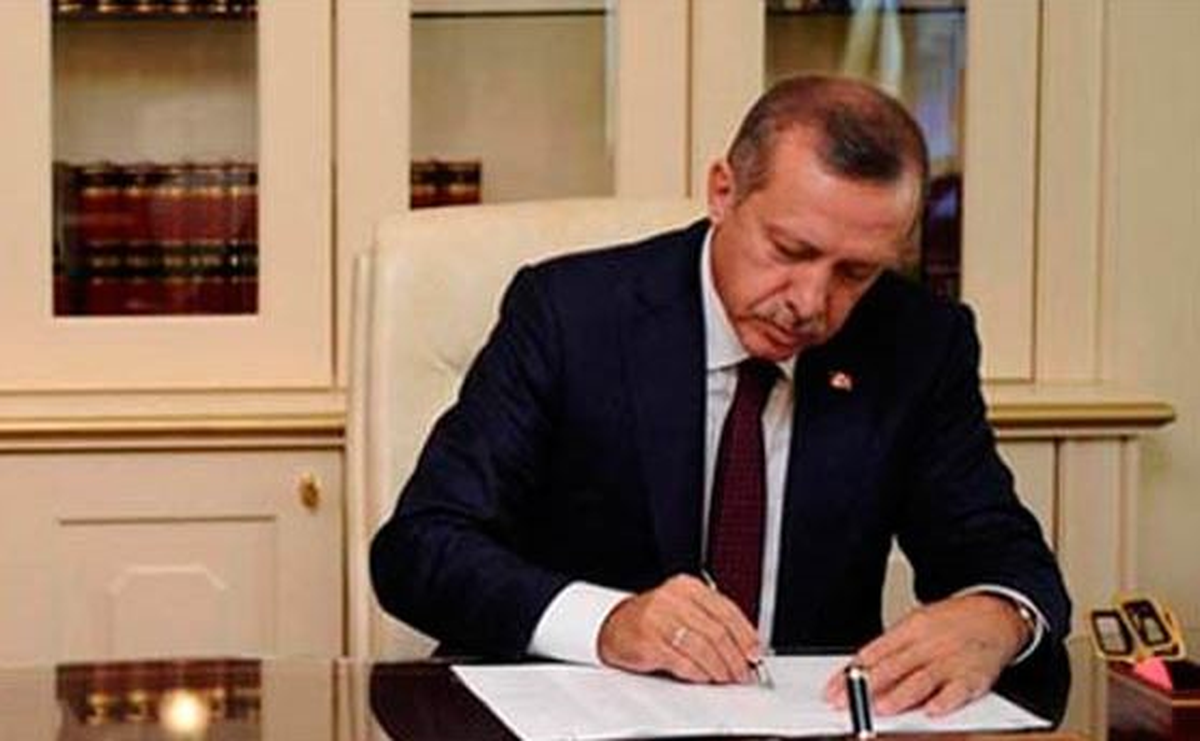 Başbakan Dolmabahçe Ofisi\'nde 4 Saat Kaldı