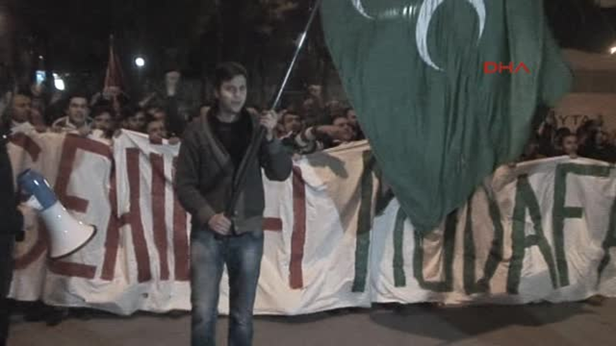 Bursaspor Taraftarları Şehitler İçin Yürüdü