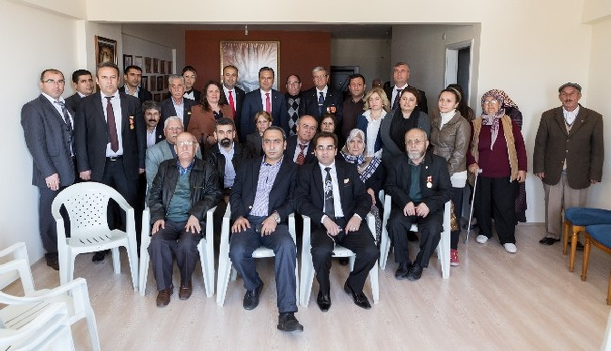 CHP Adayı Uysal, Sivil Toplum Kuruluşlarını Ziyaret Etti