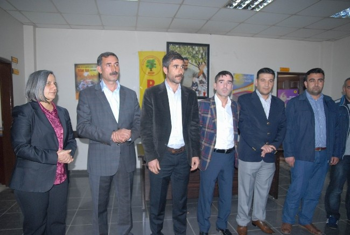 CHP\'den İstifa Eden Sur İlçe Teşkilatı BDP\'ye Geçti