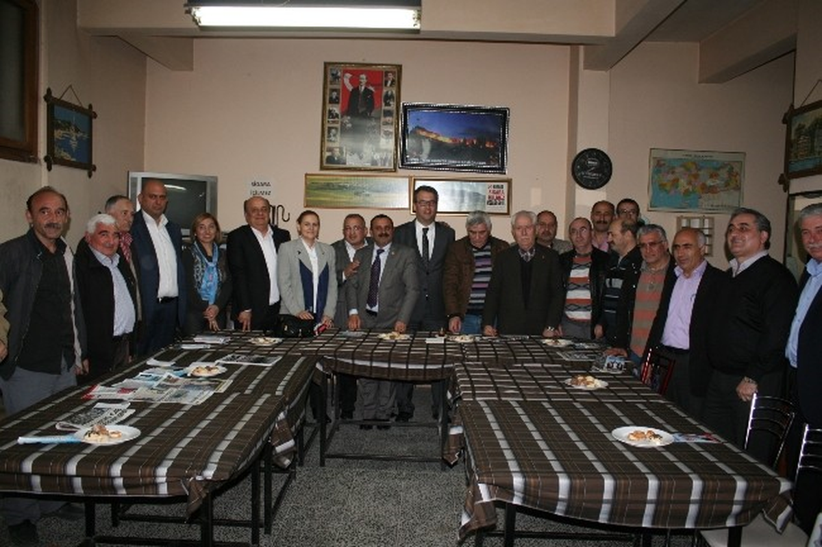 CHP\'li Piriştina\'ya Kadın Desteği