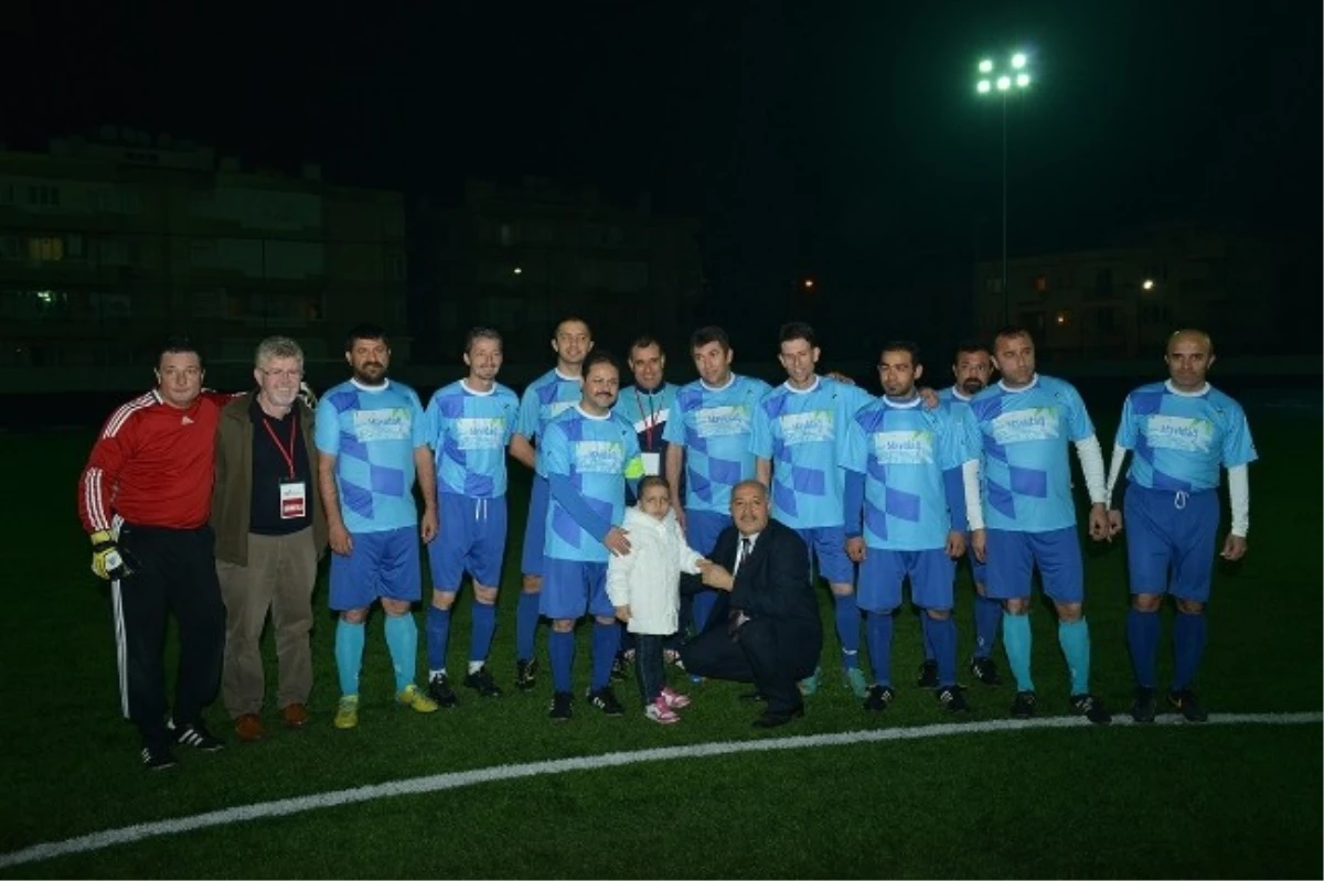Çiğli\'de İpek Nostalji Futbol Turnuvası Sona Erdi