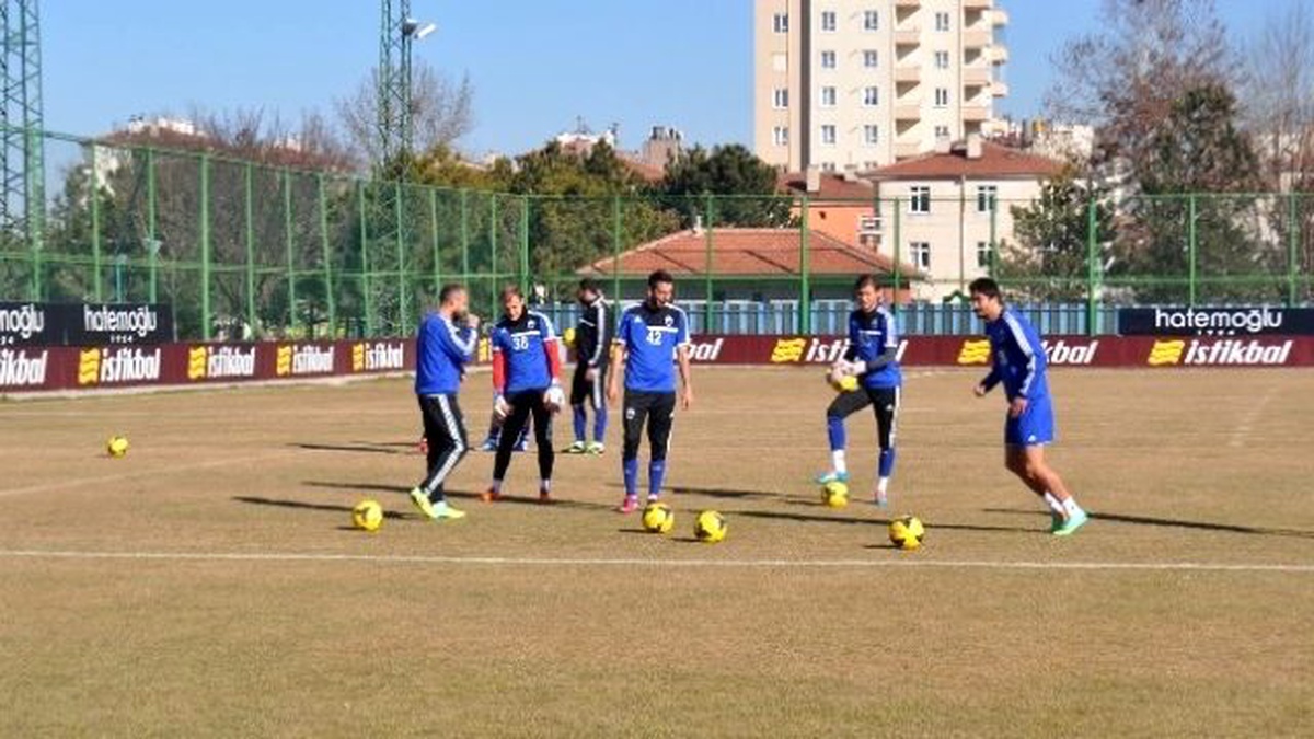Kayseri Erciyesspor, Çift İdmanla Hazırlanıyor