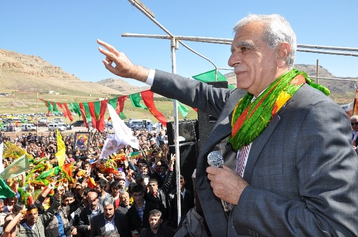 Derik\'te Nevruz Kutlamaları