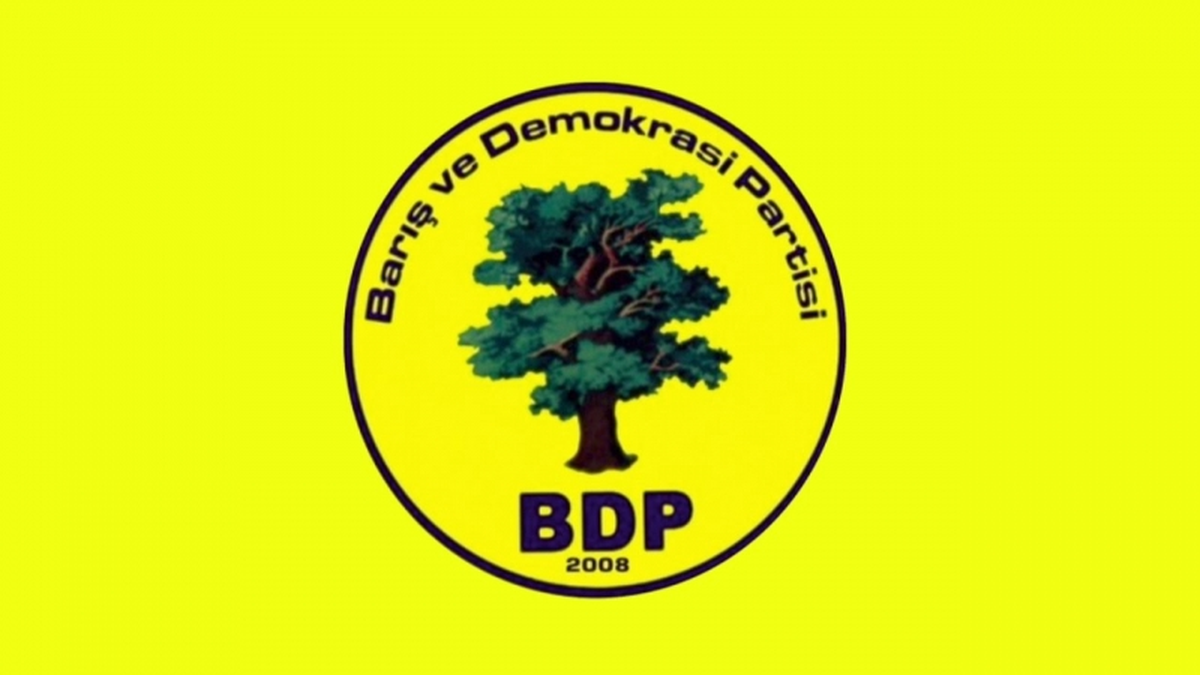Diyarbakır\'da CHP Sur İlçe Teşkilatı BDP\'ye Geçti