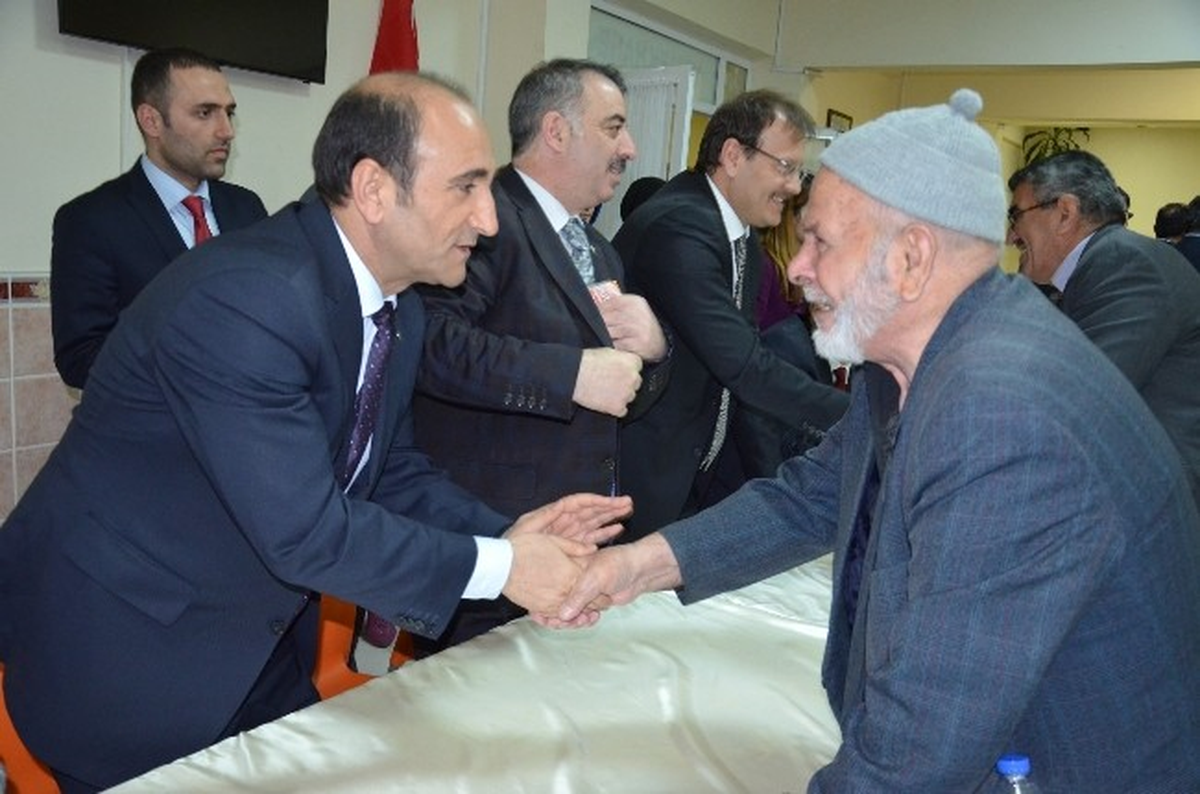 Edabali\'den Huzurevi Sakinlerine Moral