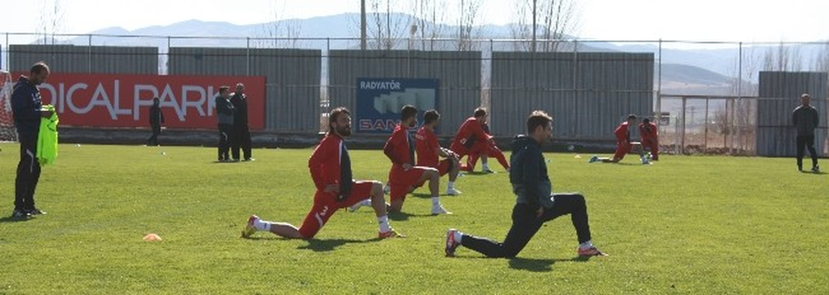 Elazığspor\'da Gençlerbirliği Mesaisi Sürüyor