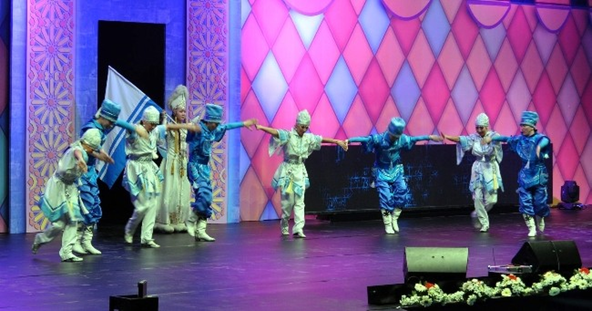 Eskişehir\'de \'Türk Dünyası Halk Oyunları Festivali\'