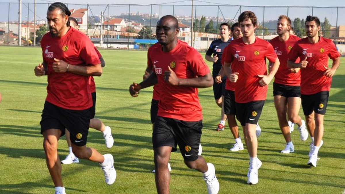 Eskişehirspor\'da Çaykur Rizespor maçı hazırlıkları