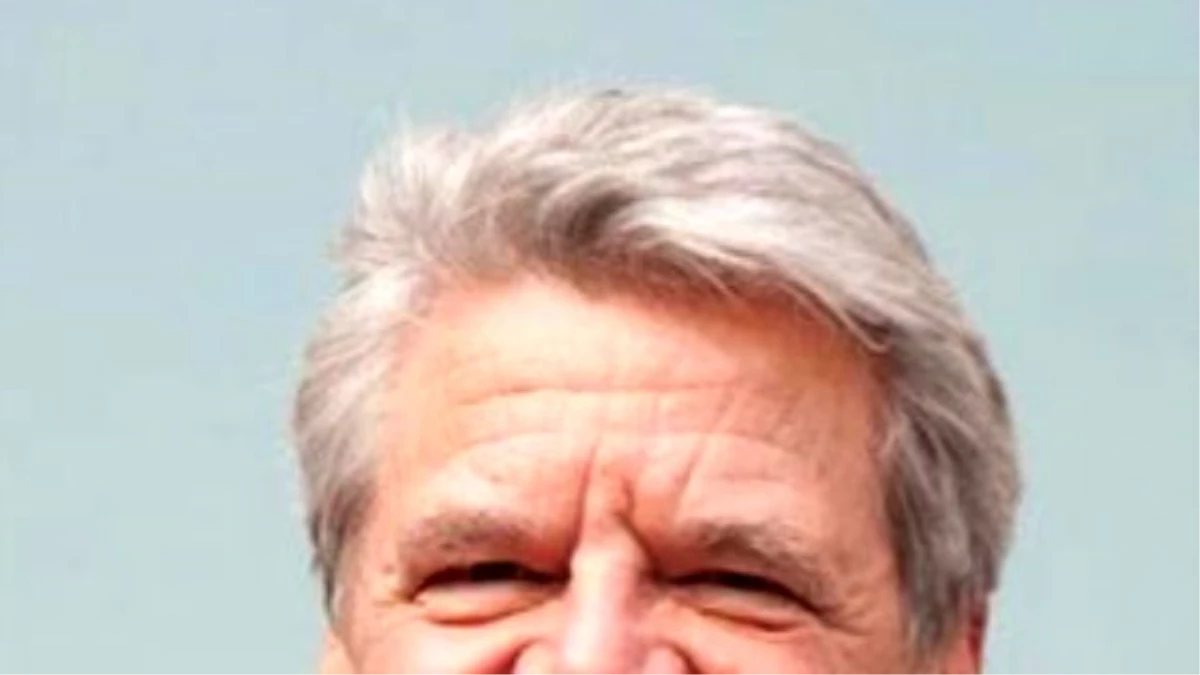 Almanya Cumhurbaşkanı Gauck, çiğ köfte yedi -