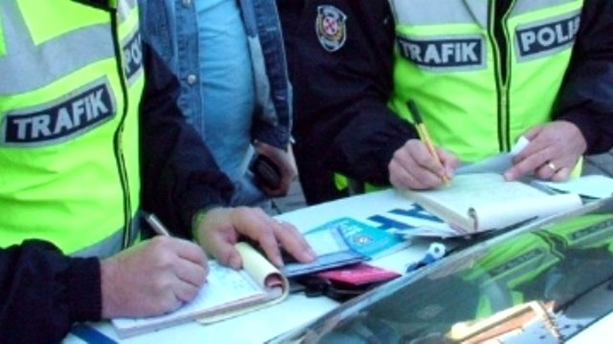 İstanbul Emniyeti Bir Haftada 37 Bin Sürücüye Ceza Kesti